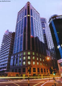 Com01.jpg (15041 bytes)